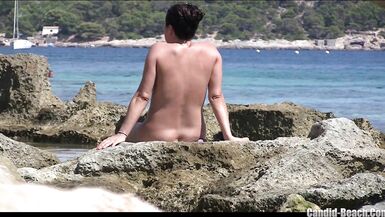 Hairy and shaved pussy Milfs Beach Close-Ups Voyeur SPy cam - 7 image