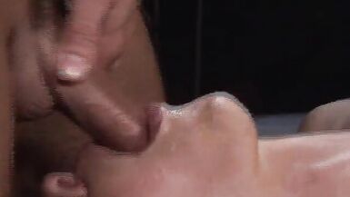 Sexy MILF Veronica Rayne Loves Eating Cum - 8 image