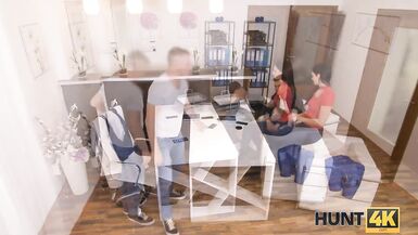 HUNT4K. Le plus beau cadeau de votre femme est la possibilité de gagner de largent grâce à la chatte. - 6 image