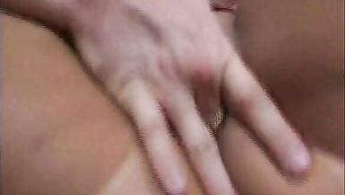 Geile Sau mit dicken Titten fickt wie eine kleine Hure - 12 image