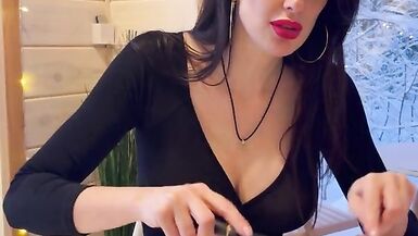 I invited my stepmom to a restaurant & was rewarded with cool sex. POV - 2 image