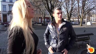 Hot blonde milf hard fucking with a inexperienced cock - 1 image