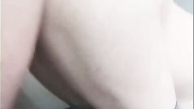 Amateur Big Ass MILF gets a Anal morning - 9 image