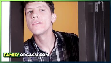 Milfs (Aaliyah Love, Lisey Sweet ) threesome with Stepson