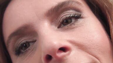 Susi jinekologda DILDO extreme dildo sahnesi ile - 4 image
