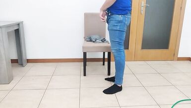 Milf gets horny measuring clothes and gives an amazing blowjob - 4 image