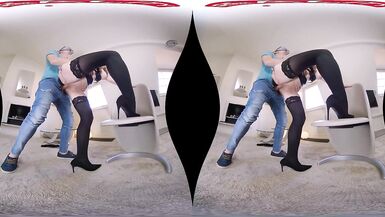 RealityLovers - VR Porn mit rothaariger MILF - 13 image