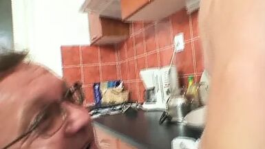 FAMIGLIE ITALIANE - scena 6 - 1 image