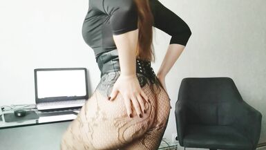 PORNO-VIDEOANRUF VON STIEFMUTTER - 15 image