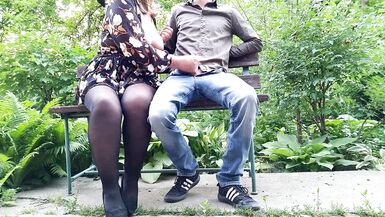 Got a cock in the park and looked at the reaction of a hot milf - 10 image