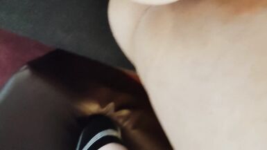 Chubby and horny mature pleases herself with toys, masturbates and leaves with wearable vibrator in pussy for shopping - 10 image