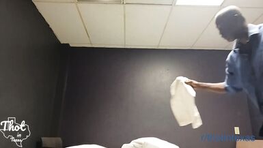Thot in Texas - Backroom è privato al Hews per il sesso caldo 1 a 1 - 2 image