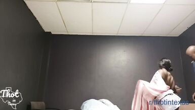 Thot in Texas - Backroom è privato al Hews per il sesso caldo 1 a 1 - 5 image