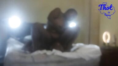 Thot in Texas - Chatte baisée pendant quelle mange une chatte poilue - 10 image