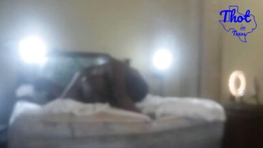 Thot in Texas - Chatte baisée pendant quelle mange une chatte poilue - 13 image