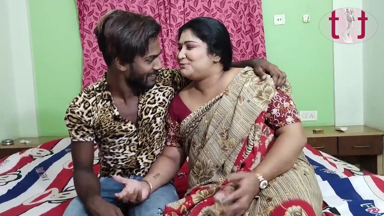 Sex Video Rajwap Mom Soon Fuck Vedio - Mother-in-Law breaking the LAW at Zeenite