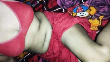 India desi aunty follada en doggystyle - 1 image