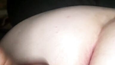 Thick friend offers holes to relieve stress (came 3 times)