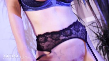 MOMXXX Big tits Nathaly Cherie and ebony latina MILFs lesbian facesitting - 5 image