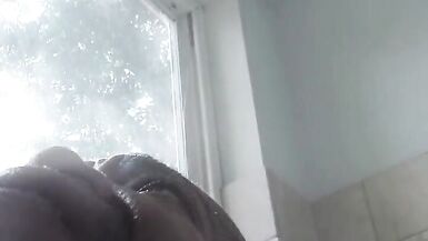 Shower time:Miss K and I decide to get squeaky clean after a long hot day. - 12 image