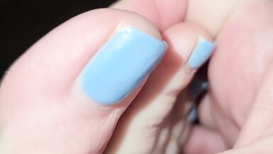 Super Close Up tour of my feet soles toes 2wks after pedi-rt before next pedicure - 5 image