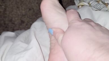 Super Close Up tour of my feet soles toes 2wks after pedi-rt before next pedicure - 6 image