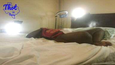 Thot in Texas - Thick Ebony Pussy gefickt - 4 image