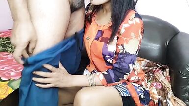 XXX Neighbor Wali Sapna Auntys pussy and ass both in Hindi voice XXX - 5 image