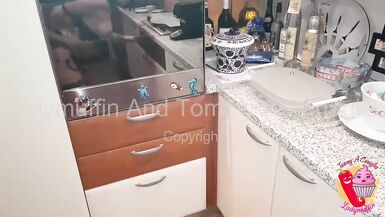 Lui la penetra prima di uscir di casa - 14 image