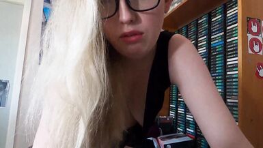 Mom Sucks And Fucks Step Sons Cock And Lets Him Cum Inside - 3 image