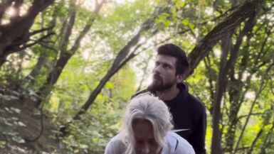 Posh Milf Enjoyed Anal in the woods