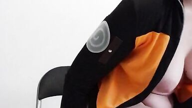 Naruto Faucettes se BAISE sa CHATTE et son CUL comme une SALOPE - 8 image