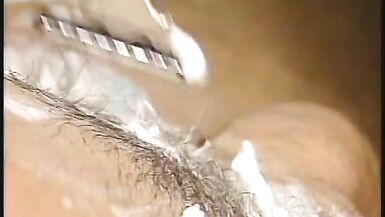 Alla splendida ragazza piace la sensazione di un enorme palo nella sua fica - 5 image