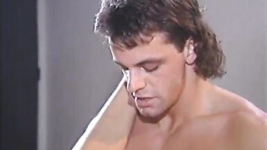 Muscleman plows a sexy 80s brunette with hairy snatch - 11 image