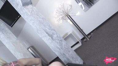 Blonde Milf Pov fickt deinen harten Schwanz - 14 image