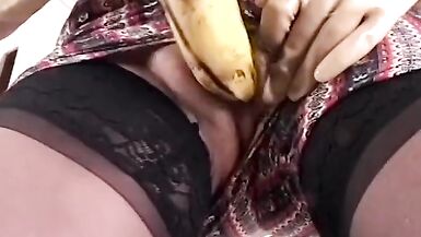 Mastürbasyon yapmayı seven bir ev hanımıyla çok ateşli iki sahne - 2 image