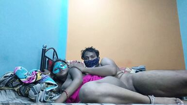 インドの熱いロマンチックなセックス - 1 image