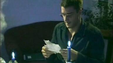 SCANDALO tedesco mette incinta la cartomante turca - 2 image