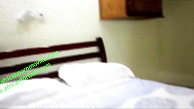 The boss who used to fall to get roughly fucked by her housekeeper.  Between swindling, trickery and sexual corruption.  Live exclusively on XVIDEOS RED - 13 image