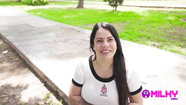 Milf chaude se venge de son mari infidèle en la baisant - 3 image