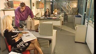 Malice in the office! (Scene 01) - 2 image