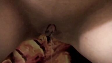 Watch videos of horny Milf's peeing with amateur pussy sucking cock - 7 image