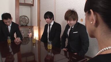 Chino Ogata : : La veuve qui sexcuse par le sexe devant le portrait de son mari - CARIBBEANCOM - 3 image