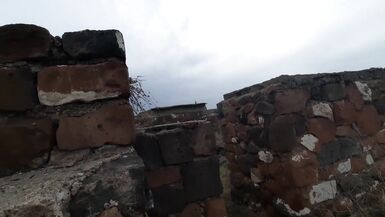 A couple has risky sex while visiting an ancient fortress. Trying not to get caught by guards. - 3 image