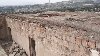 A couple has risky sex while visiting an ancient fortress. Trying not to get caught by guards. - 5 image