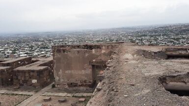 A couple has risky sex while visiting an ancient fortress. Trying not to get caught by guards. - 6 image