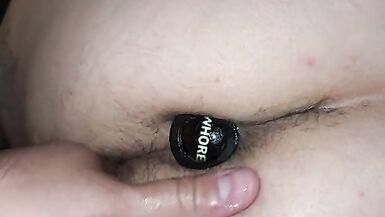Mqmf wearing butt plug gets mojada coño fingered - 6 image