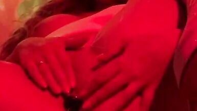 Milf with big breasts masturbates with toys - 4 image