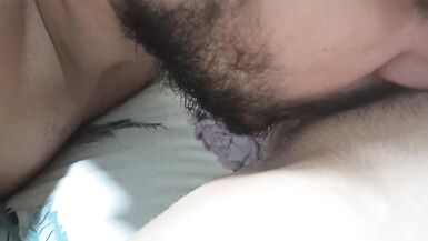 Que rico me chupa la concha, me vuelve loca y me hace acabar en su boca, escucha mis gemidos - 8 image