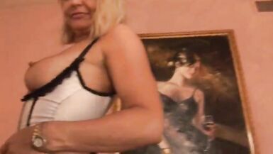 Horny lesbo takes fingers in her wet pussy on the sofa - 5 image